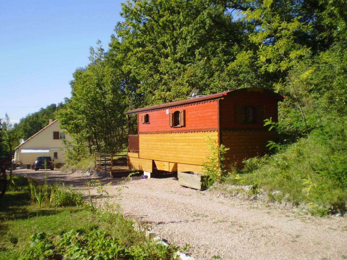 Bed and Breakfast Les Roziers - Roulotte Bagnac Exterior foto